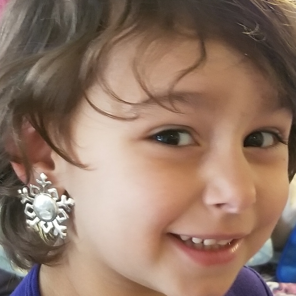 Vintage silver colored clip on earings